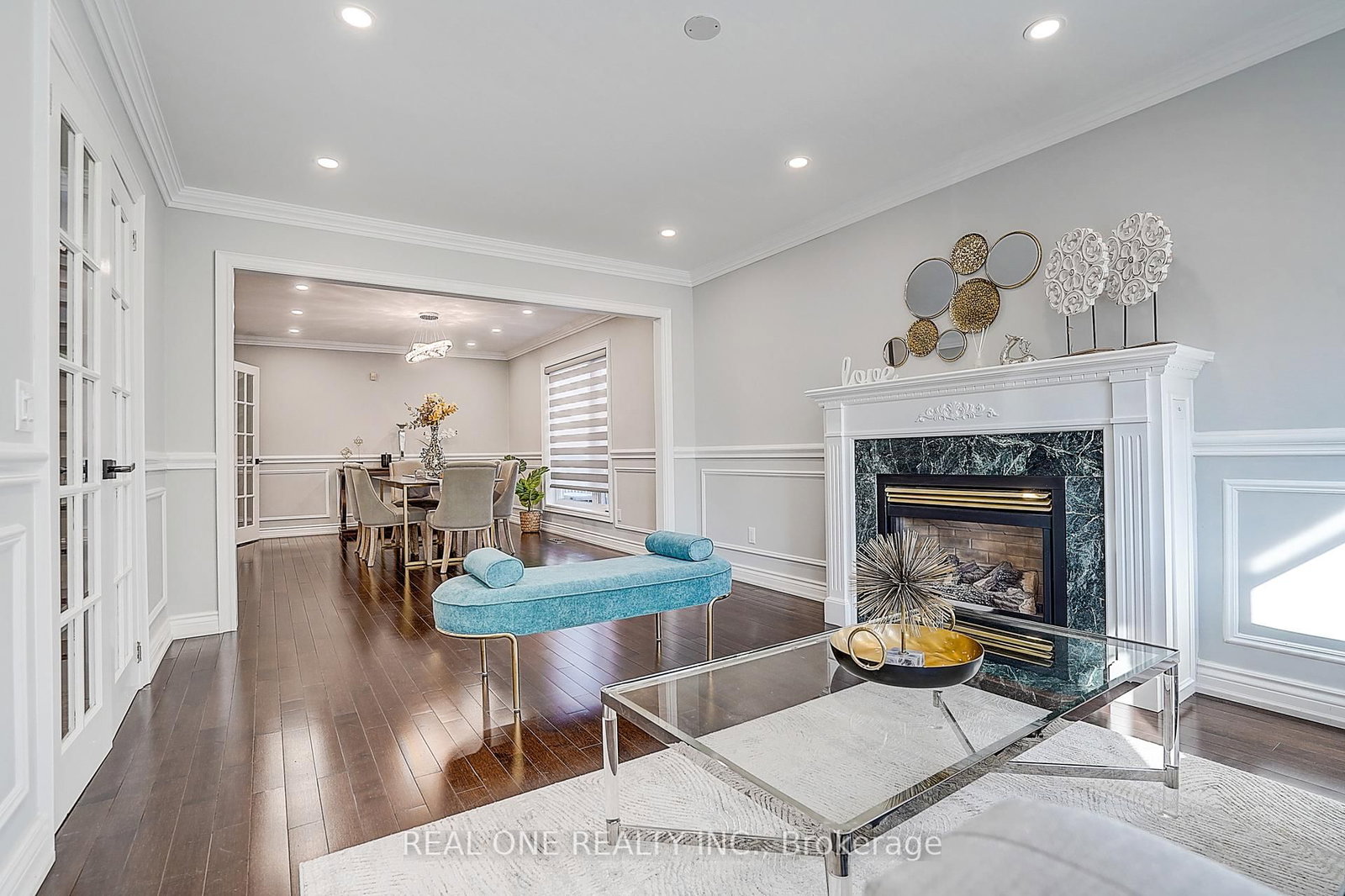 Detached House for sale at 4 Casson Place, Markham, Ontario, L3R 0G2 - Unionville - MLS: N12976324