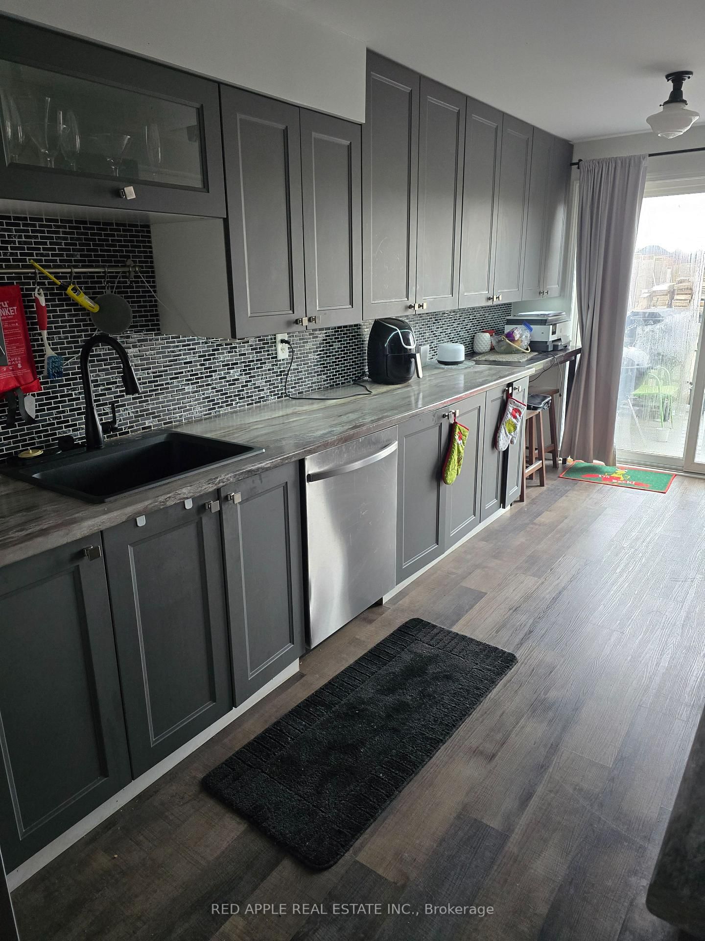 Townhouse for sale at 2029 Swan Street, Innisfil, Ontario, L9S 0B5 - Alcona - MLS: N12976332