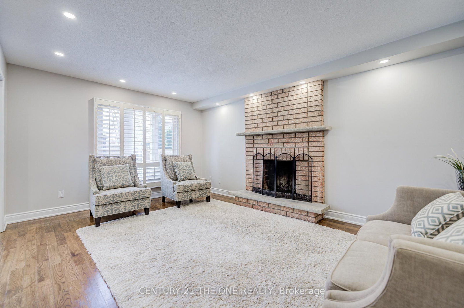 Detached House for sale at 21 Larratt Lane, Richmond Hill, Ontario, L4C 9J1 - Westbrook - MLS: N12976576