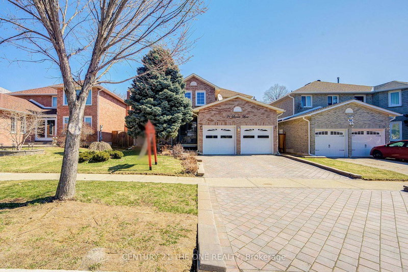 21 Larratt Lane, Richmond Hill, L4C 9J1 | Image 3