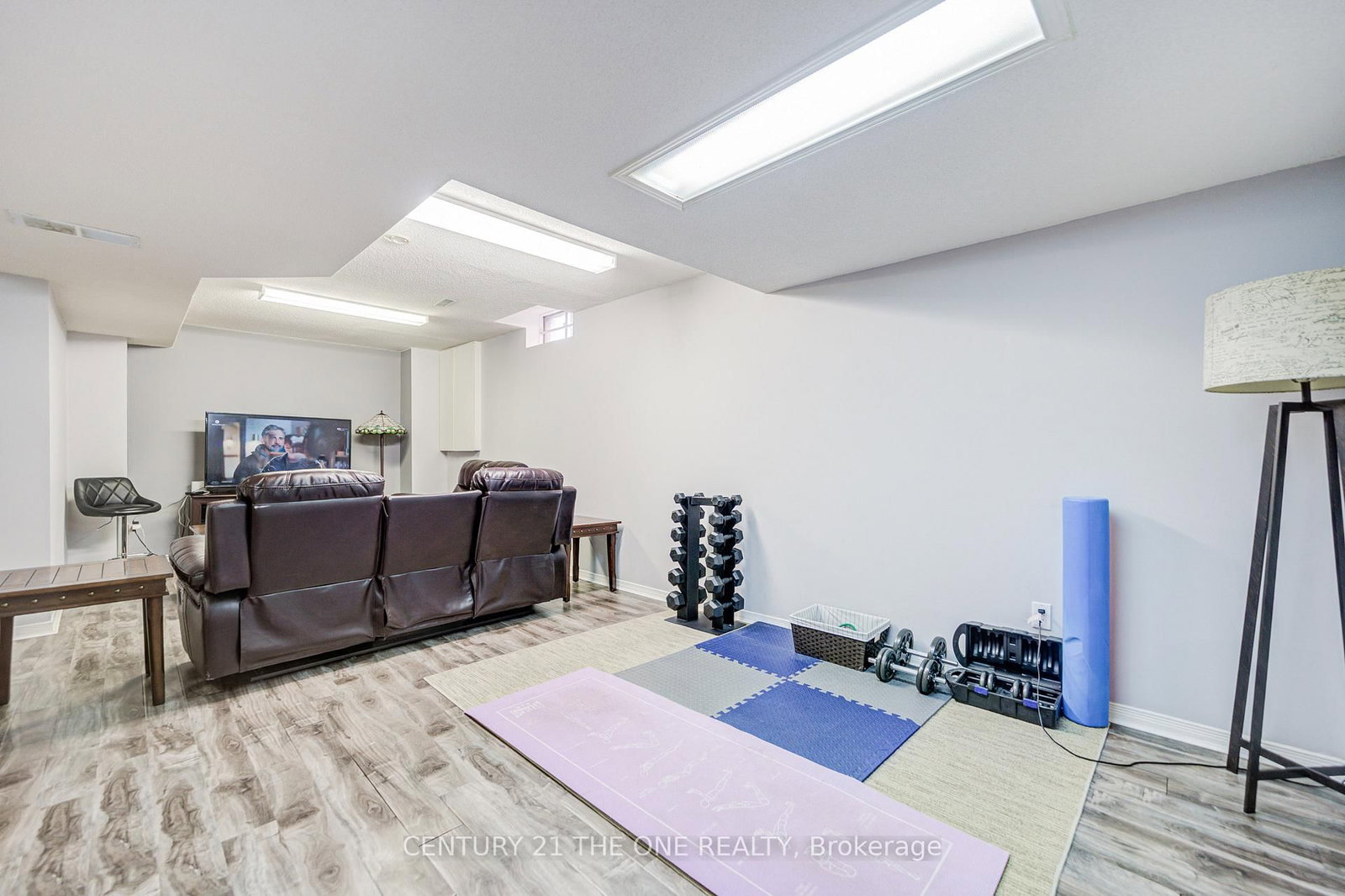 Detached House for sale at 21 Larratt Lane, Richmond Hill, Ontario, L4C 9J1 - Westbrook - MLS: N12976576