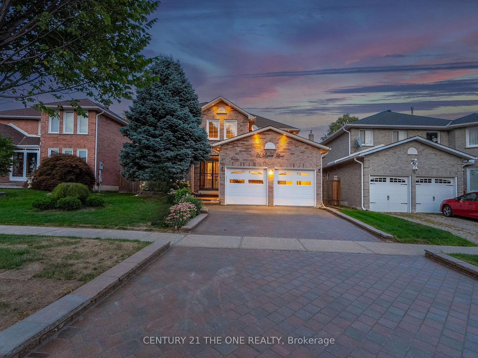 Detached House for sale at 21 Larratt Lane, Richmond Hill, Ontario, L4C 9J1 - Westbrook - MLS: N12976576