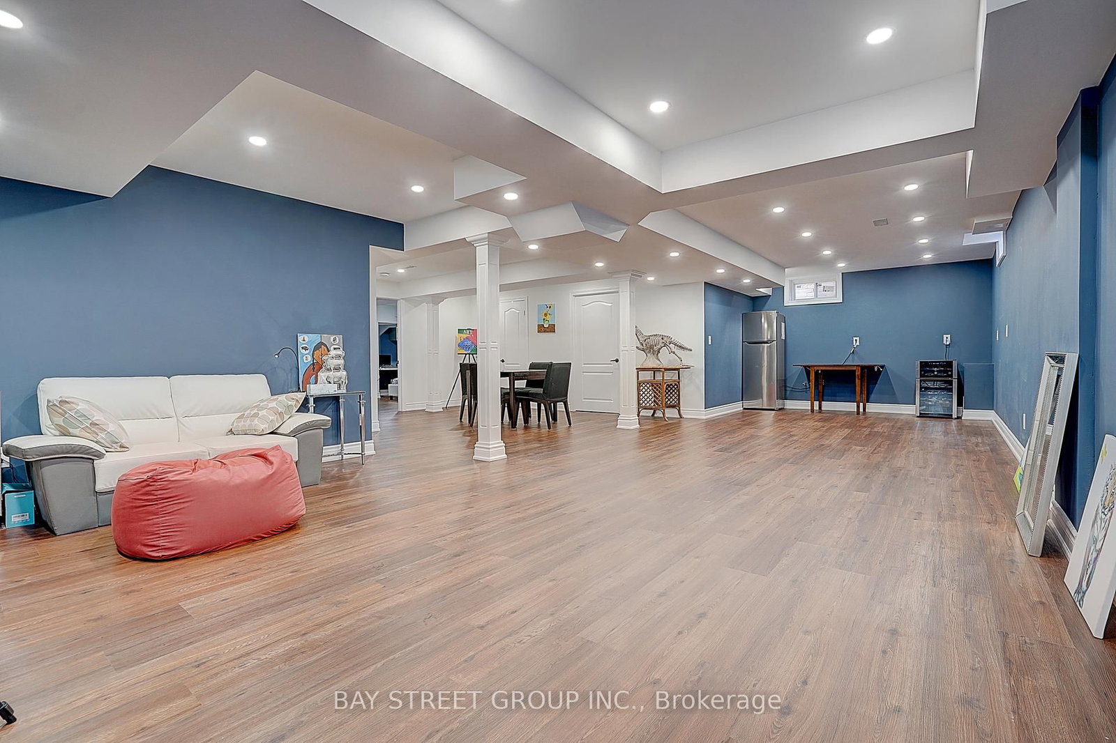 Detached House for sale at 90 Gable Avenue, Markham, Ontario, L6C 2W6 - Berczy - MLS: N12976604