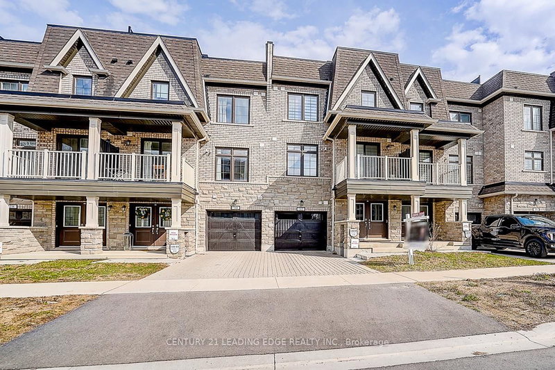 32 WILLIAM SHEARN Cres, Markham, L6C 3J4 | Image 2