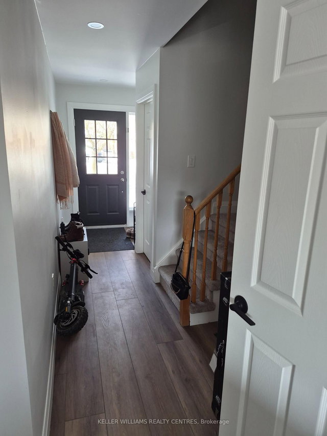 28 Royal Cedar Court