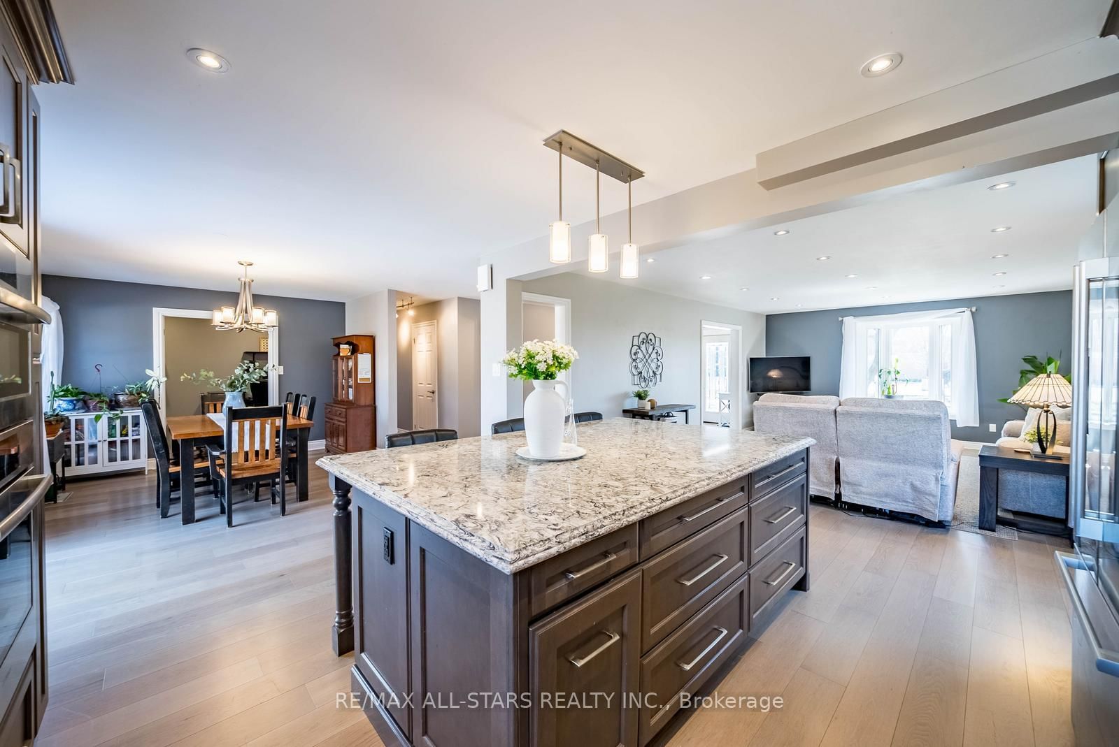 263 Sunset Boulevard - Photo 15