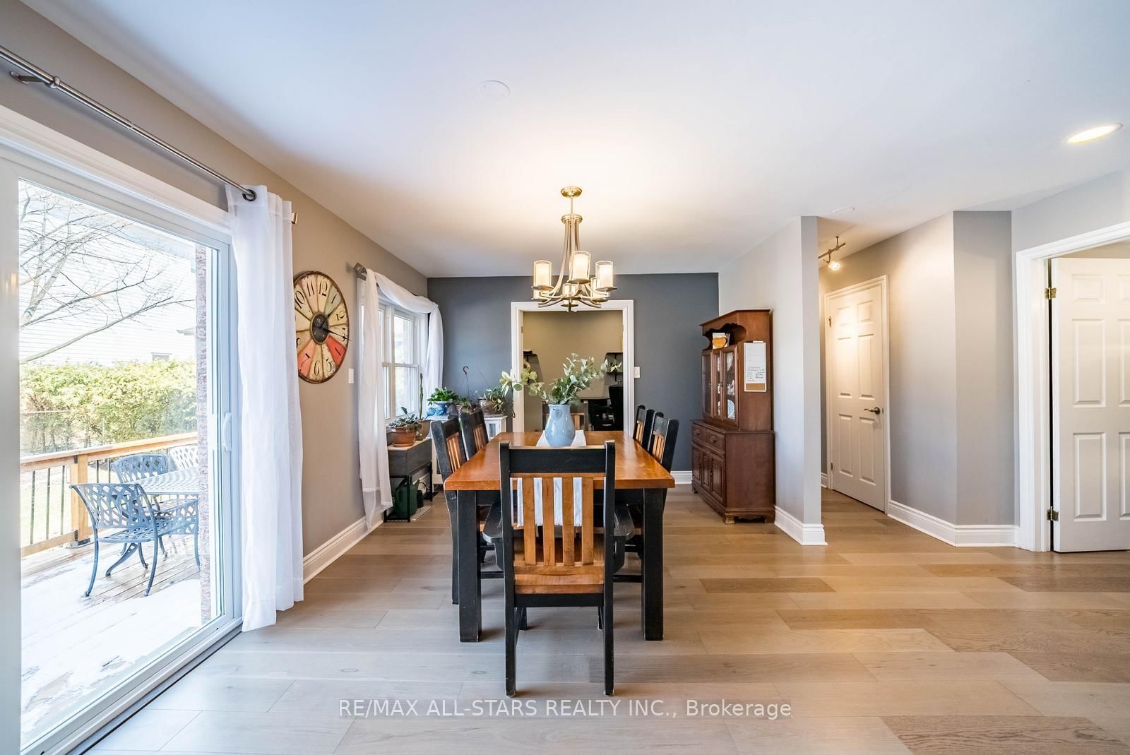 263 Sunset Boulevard - Photo 17