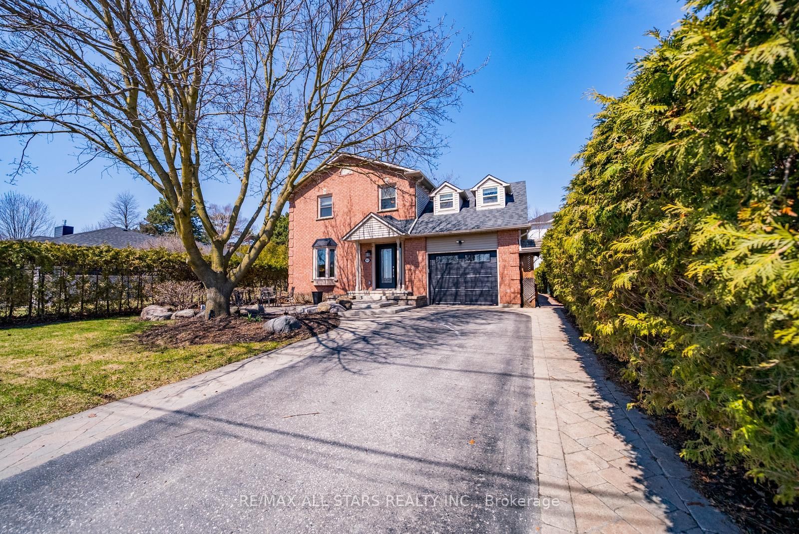 263 Sunset Boulevard - Photo 2