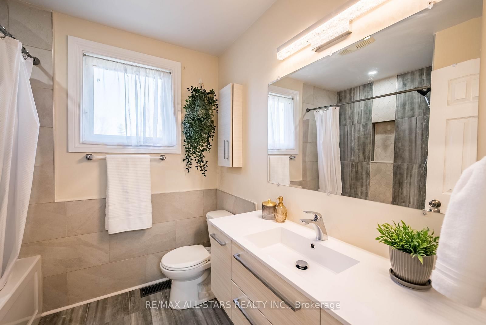 263 Sunset Boulevard - Photo 29