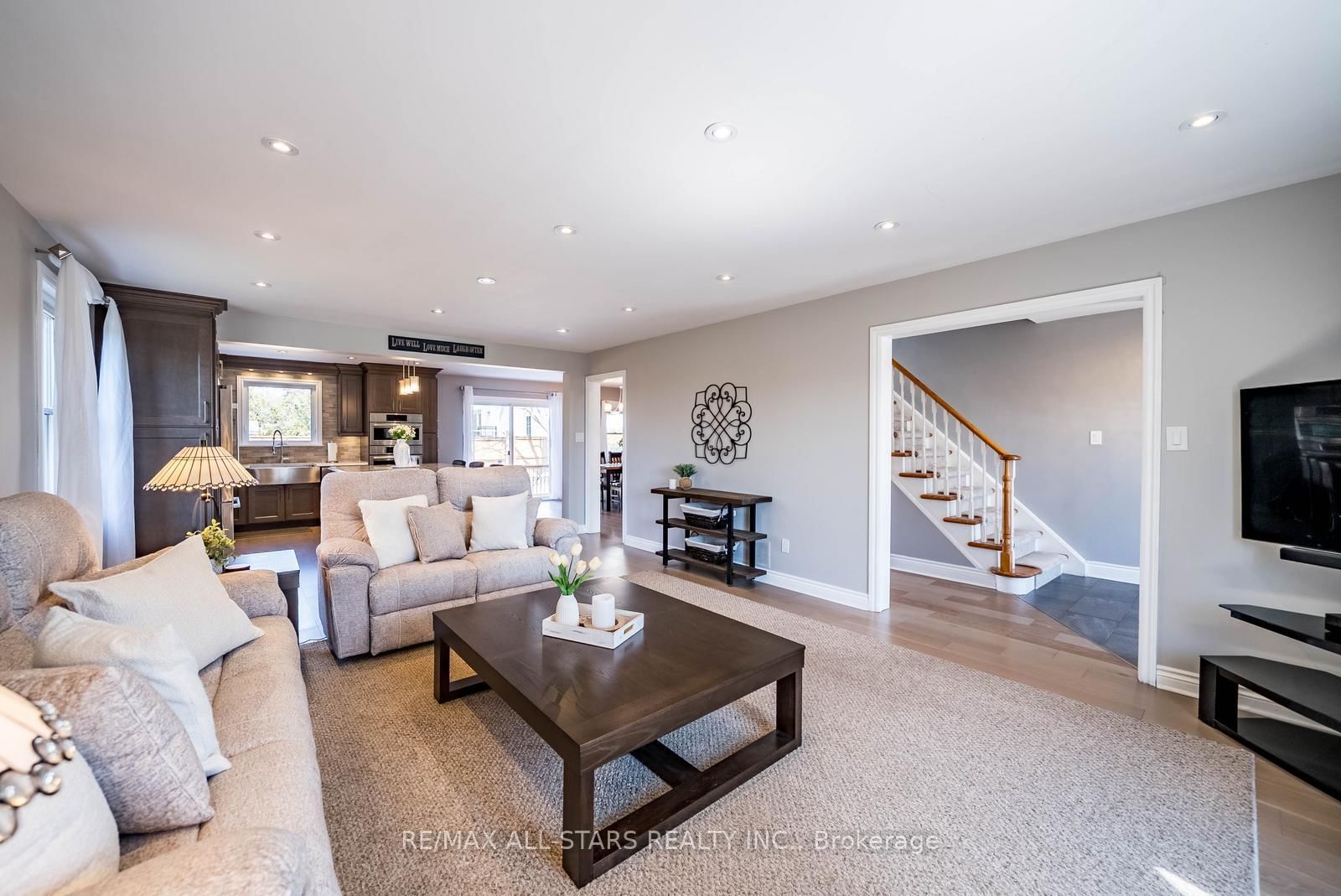 263 Sunset Boulevard - Photo 9