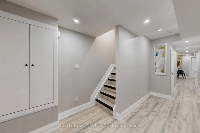 BSMNT - 622 Sweetwater Cres, Newmarket, L3X 0H5 | Image 3