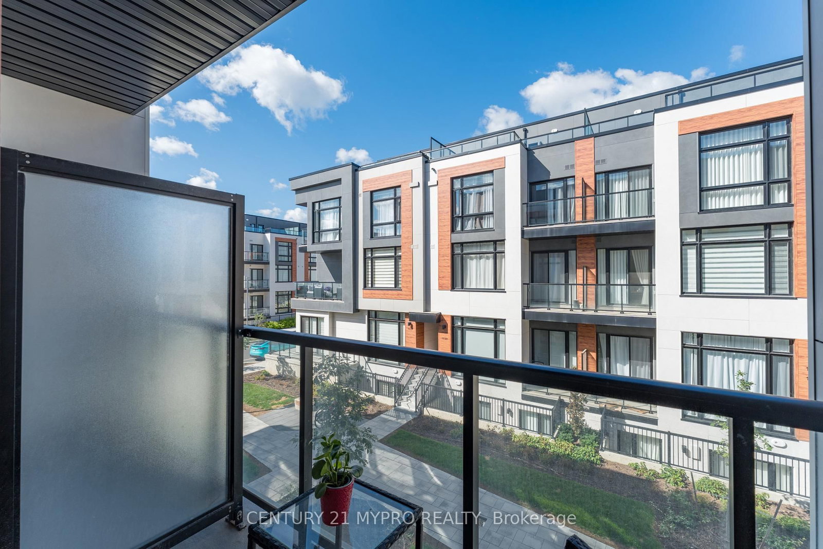 14 David Eyer Road, Unit 1007 - Photo 6