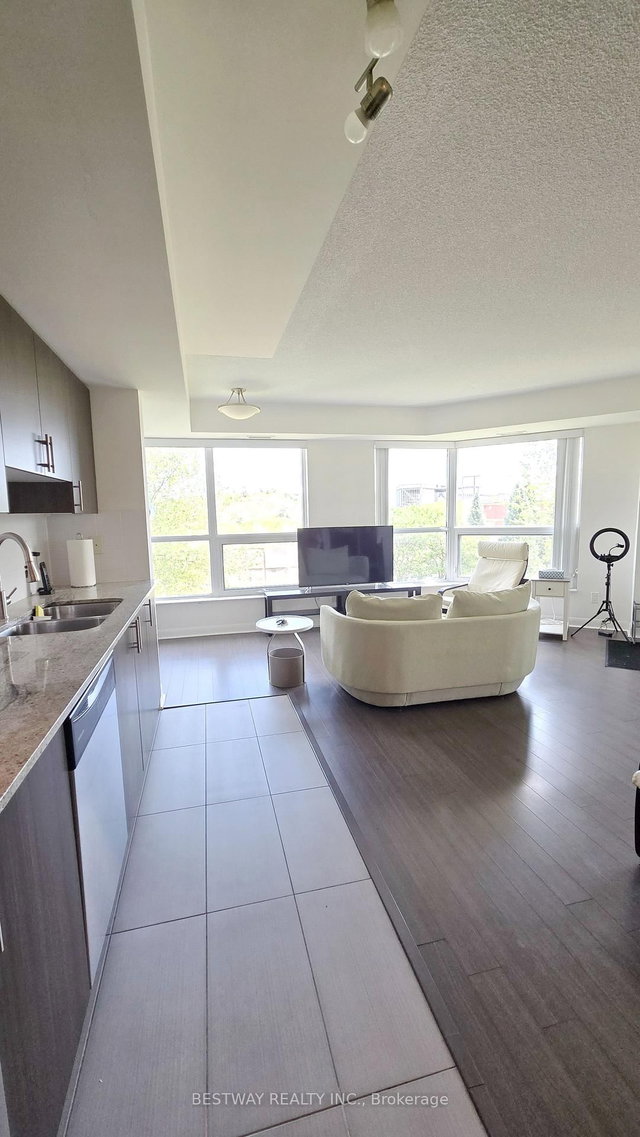 208 - 75 Norman Bethune Avenue