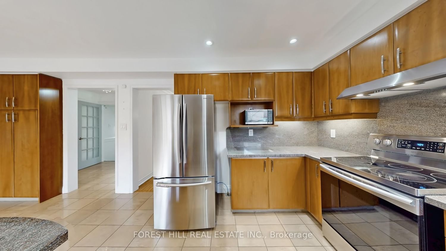 Detached House for sale at 47 Edenbridge Drive, Vaughan, Ontario, L4J 7V1 - Beverley Glen - MLS: N12977602