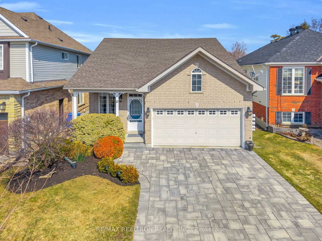 17 Marchant Circle