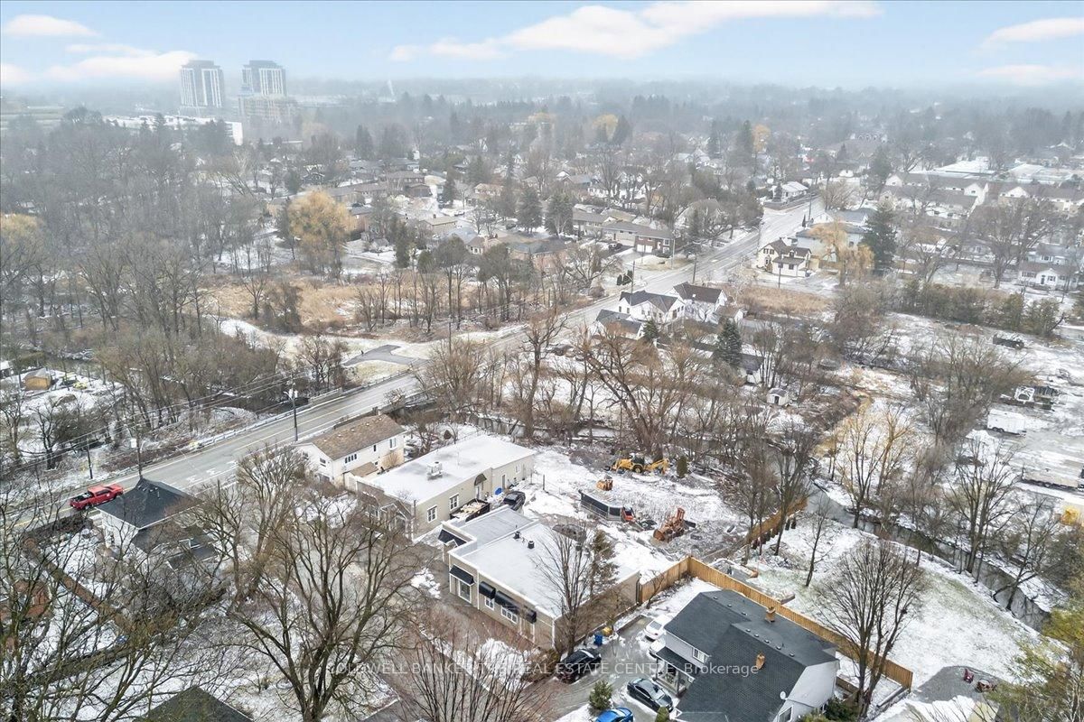 169 Charlotte Street S, Unit Unit 2 - Photo 5