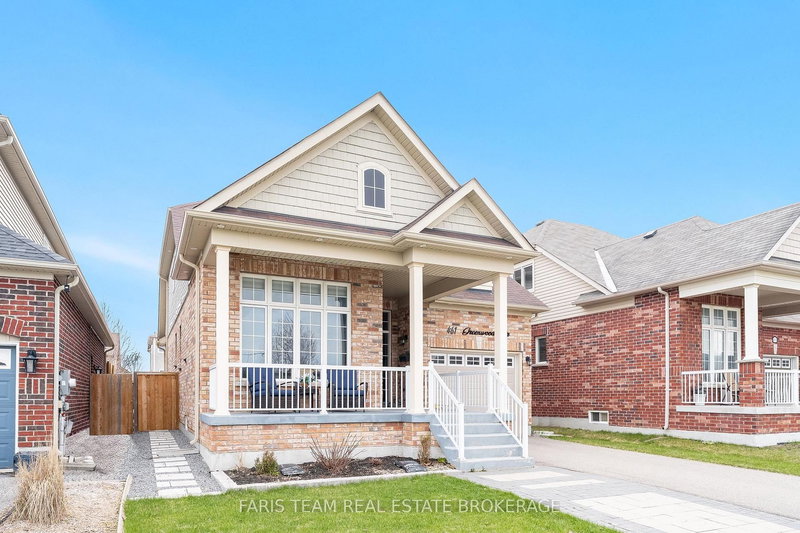 461 Greenwood Dr, Essa, L3W 0R4 | Image 2