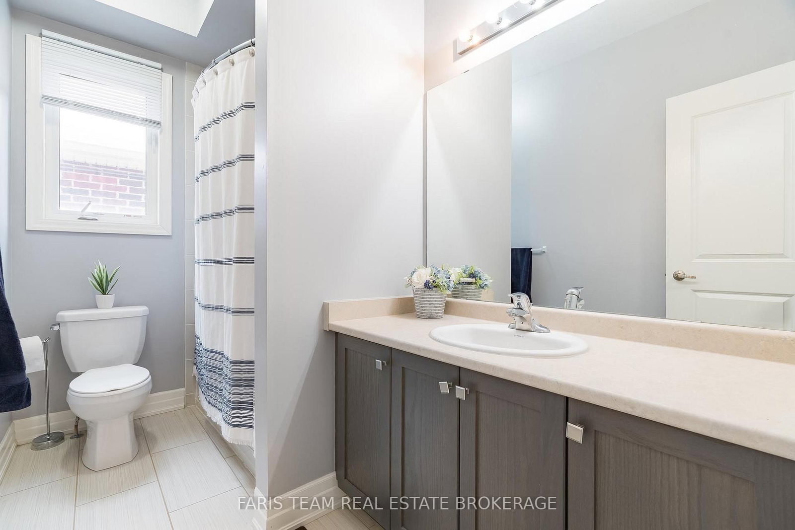 Detached House for sale at 461 Greenwood Drive, Essa, Ontario, L3W 0R4 - Angus - MLS: N12978606