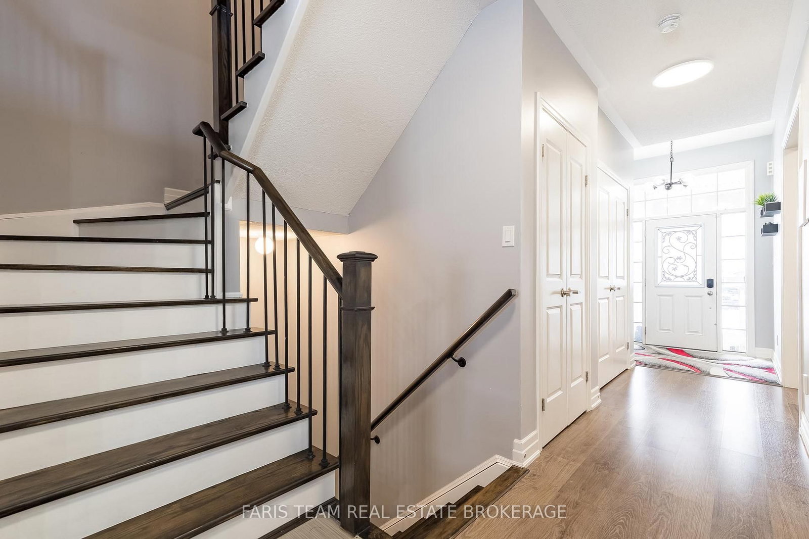 Detached House for sale at 461 Greenwood Drive, Essa, Ontario, L3W 0R4 - Angus - MLS: N12978606