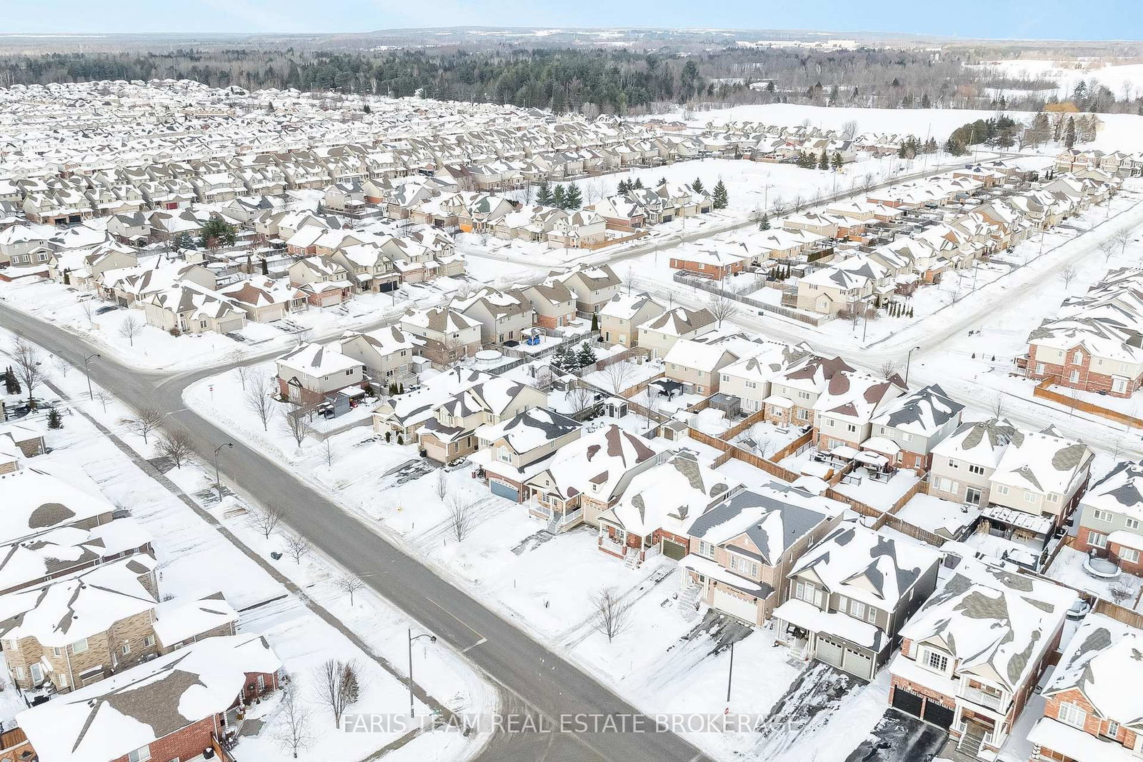 Detached House for sale at 461 Greenwood Drive, Essa, Ontario, L3W 0R4 - Angus - MLS: N12978606