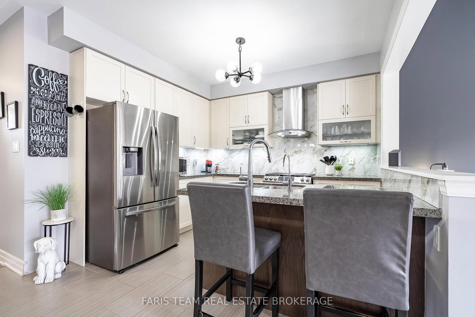 Detached House for sale at 461 Greenwood Drive, Essa, Ontario, L3W 0R4 - Angus - MLS: N12978606