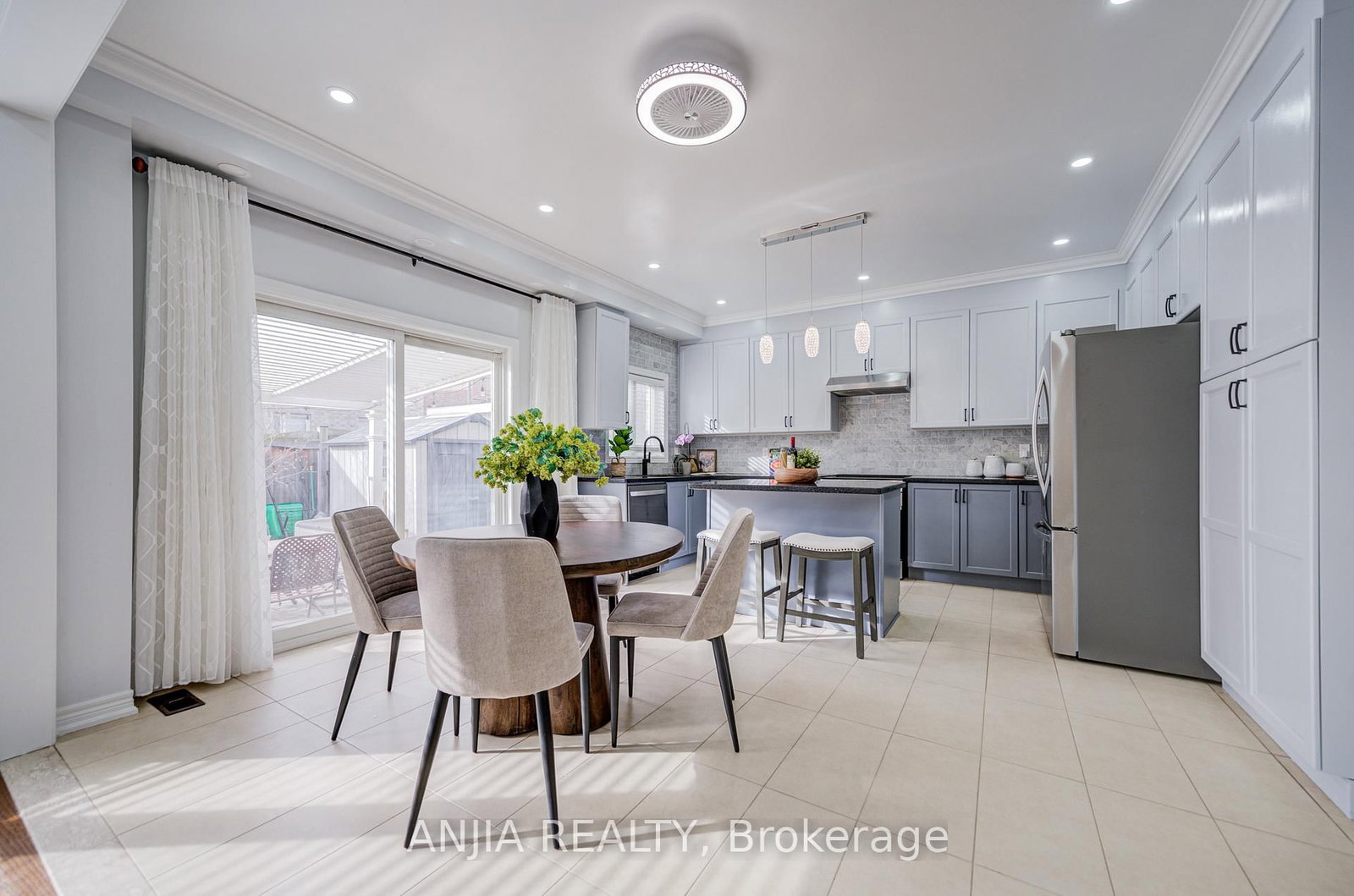 Detached House for sale at 409 Williamson Road, Markham, Ontario, L6E 0K4 - Greensborough - MLS: N12978612