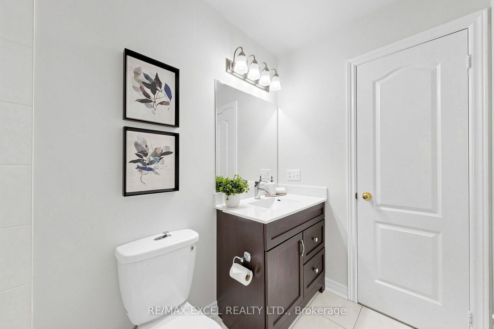 Townhouse for sale at 523 Bur Oak Avenue, Markham, Ontario, L6C 2S5 - Berczy - MLS: N12978630