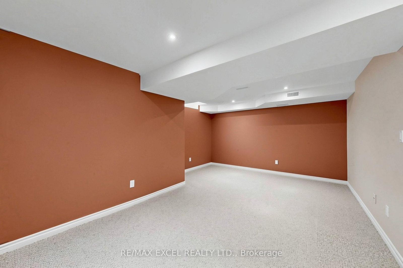 Townhouse for sale at 523 Bur Oak Avenue, Markham, Ontario, L6C 2S5 - Berczy - MLS: N12978630