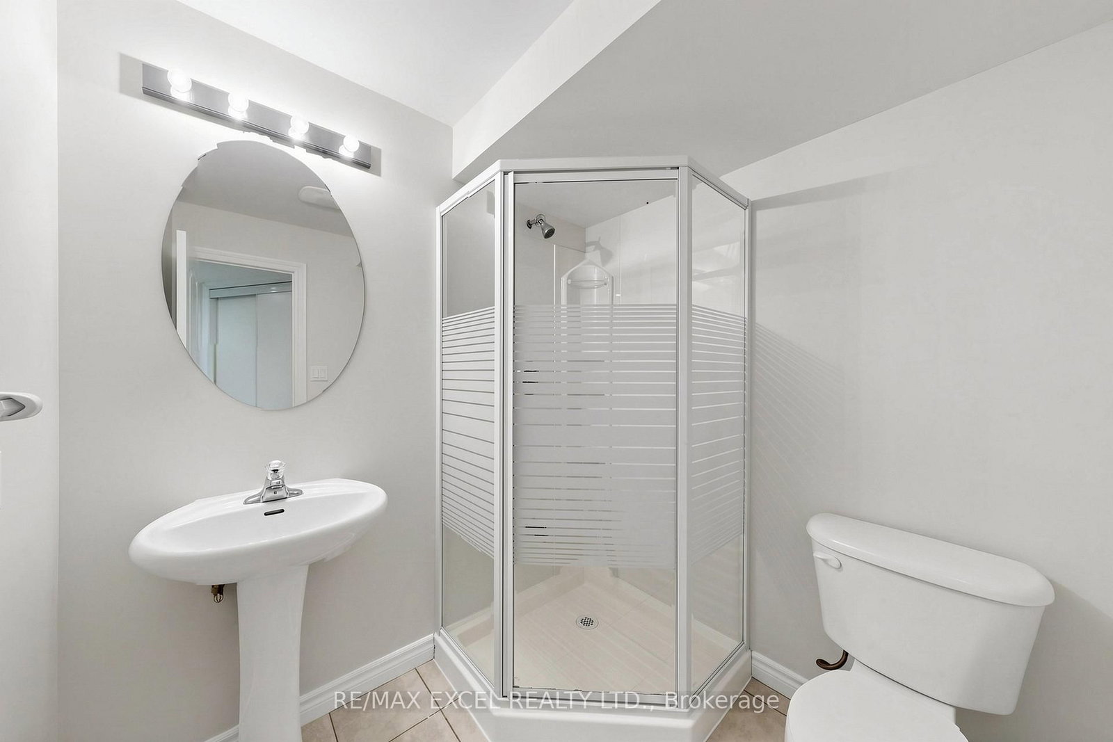 Townhouse for sale at 523 Bur Oak Avenue, Markham, Ontario, L6C 2S5 - Berczy - MLS: N12978630