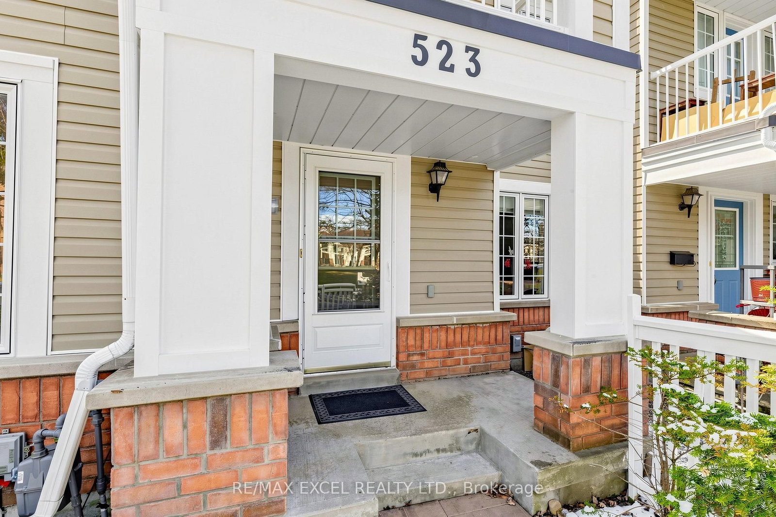 Townhouse for sale at 523 Bur Oak Avenue, Markham, Ontario, L6C 2S5 - Berczy - MLS: N12978630