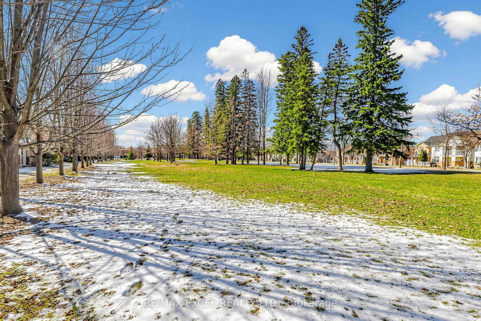 Townhouse for sale at 523 Bur Oak Avenue, Markham, Ontario, L6C 2S5 - Berczy - MLS: N12978630