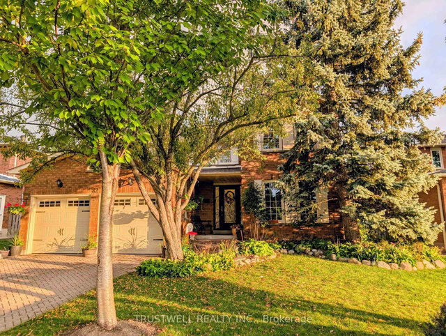 82 Long Island Crescent