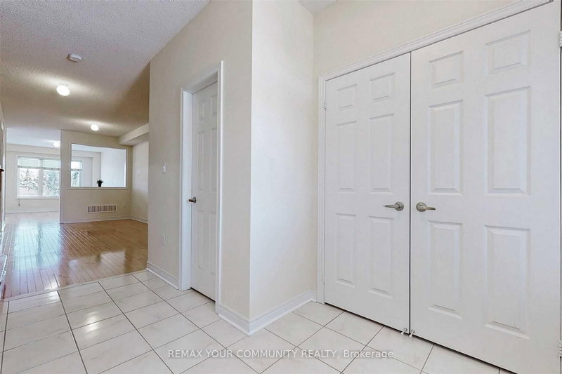 49 Napanee St, Richmond Hill, L4E 0X3 | Image 3