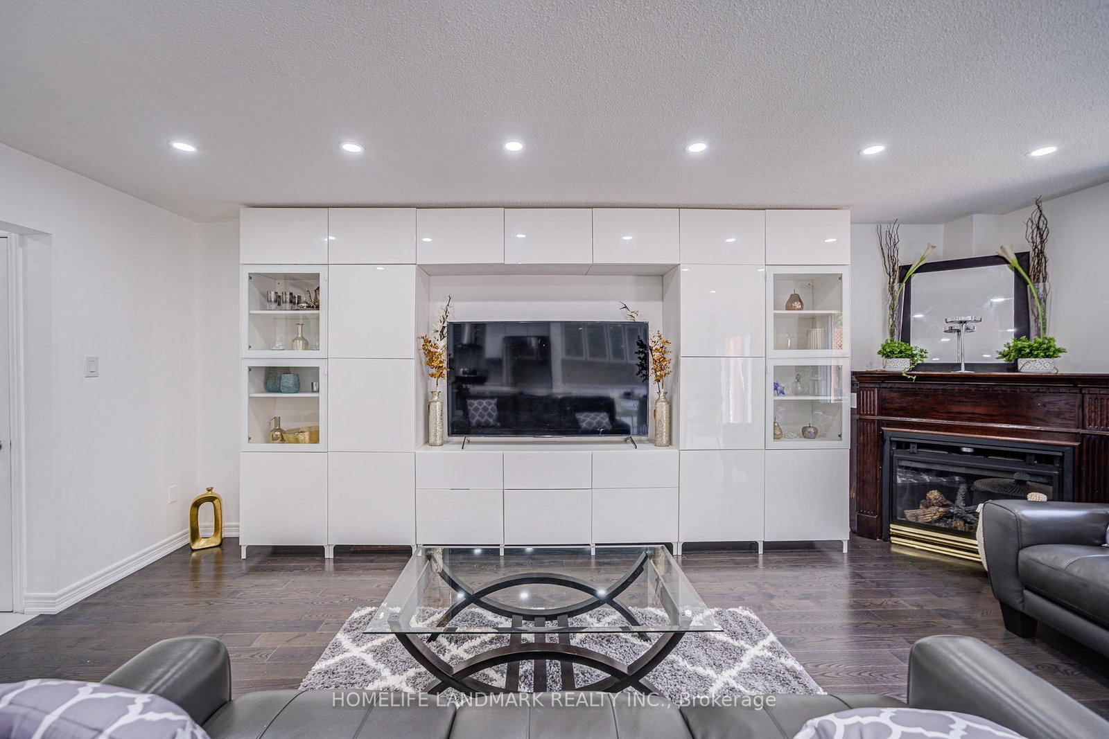 Townhouse for sale at 24 Willow Trail Road, Markham, Ontario, L6E 1V2 - Greensborough - MLS: N12978968