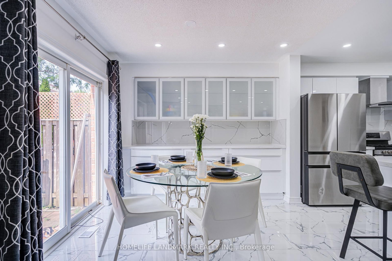 Townhouse for sale at 24 Willow Trail Road, Markham, Ontario, L6E 1V2 - Greensborough - MLS: N12978968