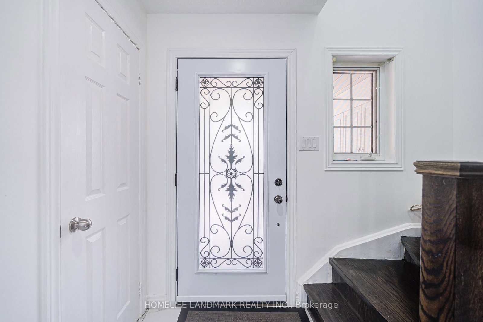 Townhouse for sale at 24 Willow Trail Road, Markham, Ontario, L6E 1V2 - Greensborough - MLS: N12978968