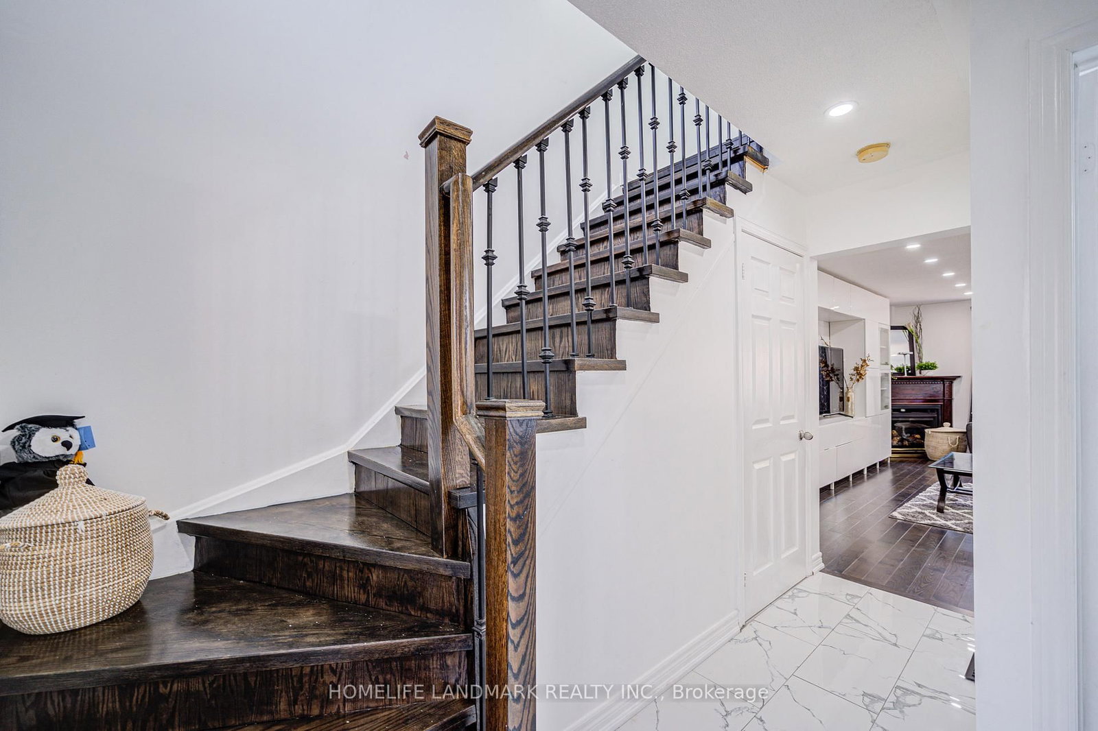 Townhouse for sale at 24 Willow Trail Road, Markham, Ontario, L6E 1V2 - Greensborough - MLS: N12978968