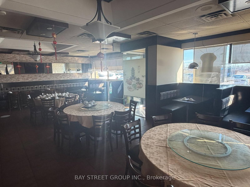 1 - 324 Highway 7 E, Richmond Hill, L4B 1A6 | Image 2