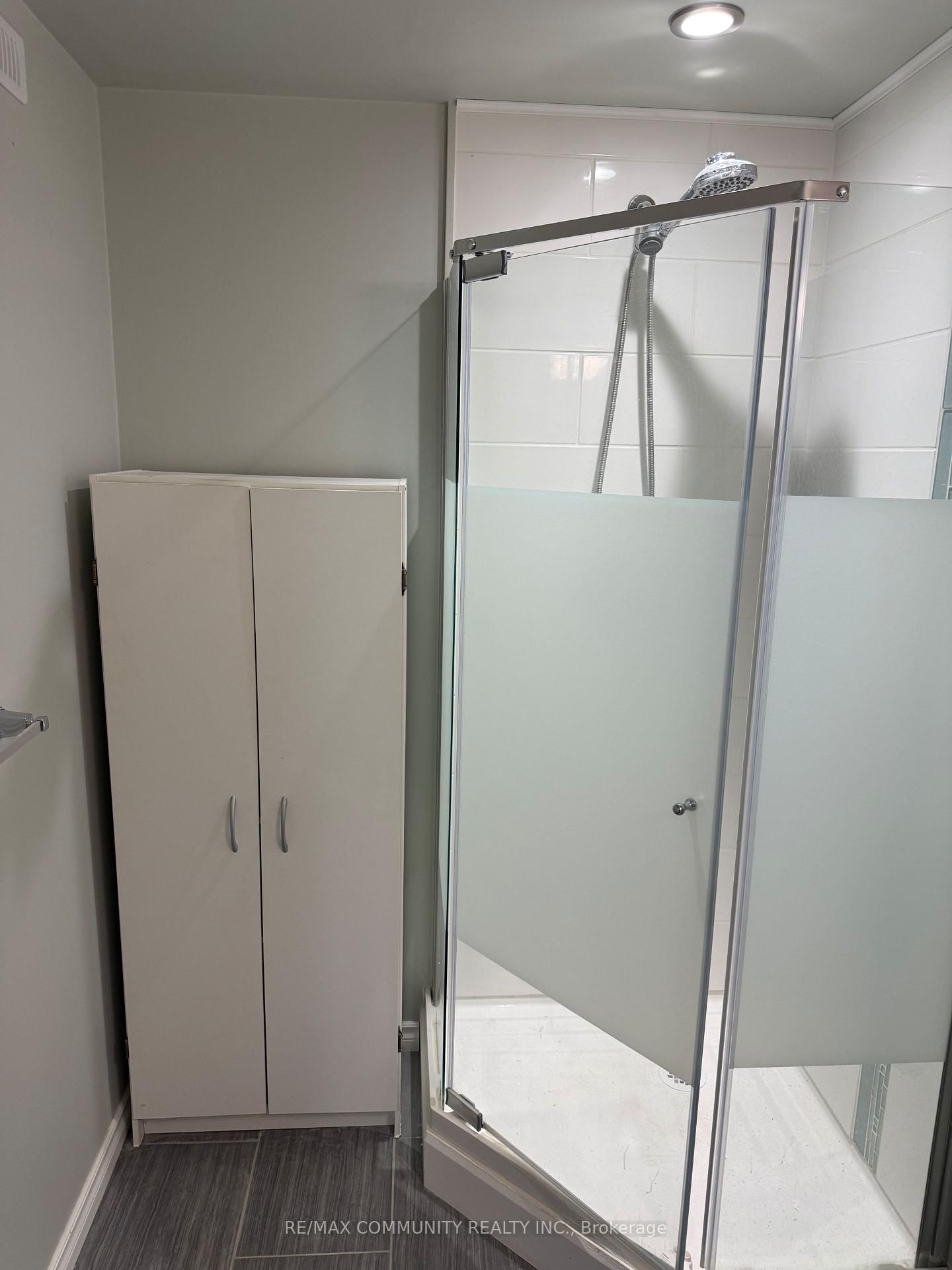 327 Mantle Avenue, Unit Bsmt - Photo 4