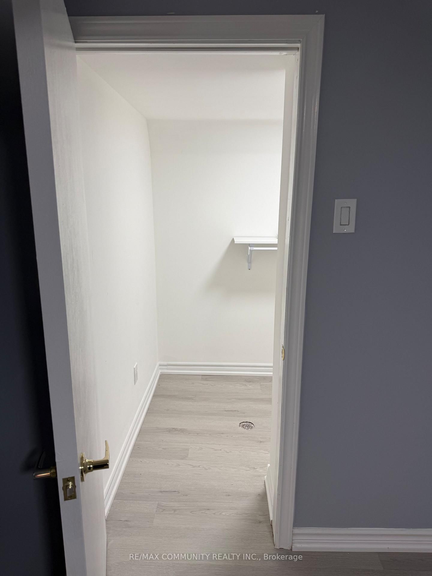 327 Mantle Avenue, Unit Bsmt - Photo 6