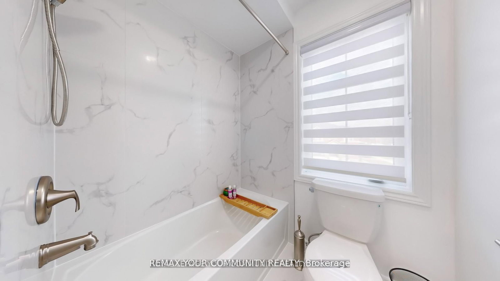 Detached House for sale at 1072 Wickham Road, Innisfil, Ontario, L9S 0P8 - Rural Innisfil - MLS: N12979048