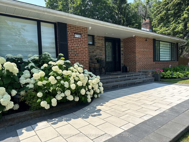 1739 Mount Albert Rd, East Gwillimbury, L0G 1V0 | Image 3