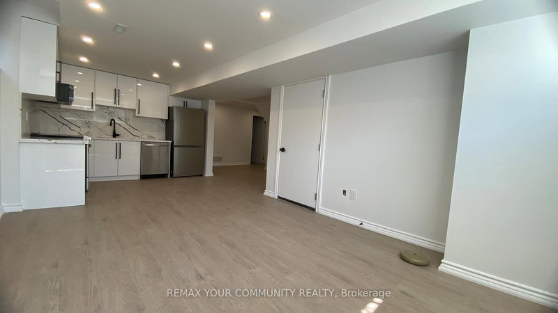 Basement - 134 B Kemano Rd, Aurora, L4G 4P9 | Image 3
