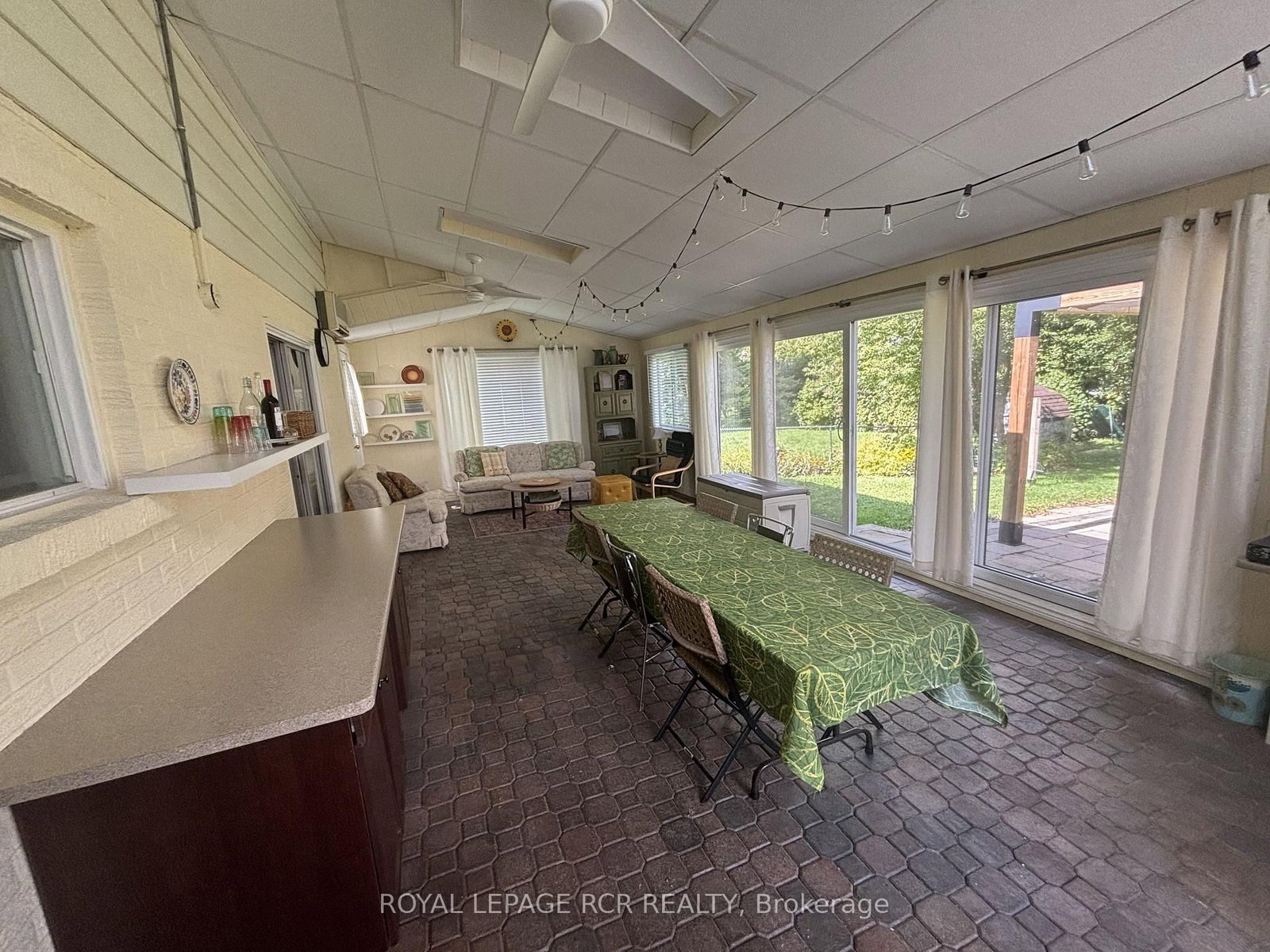 1049 Elgin Street • Newmarket, ON photo 18