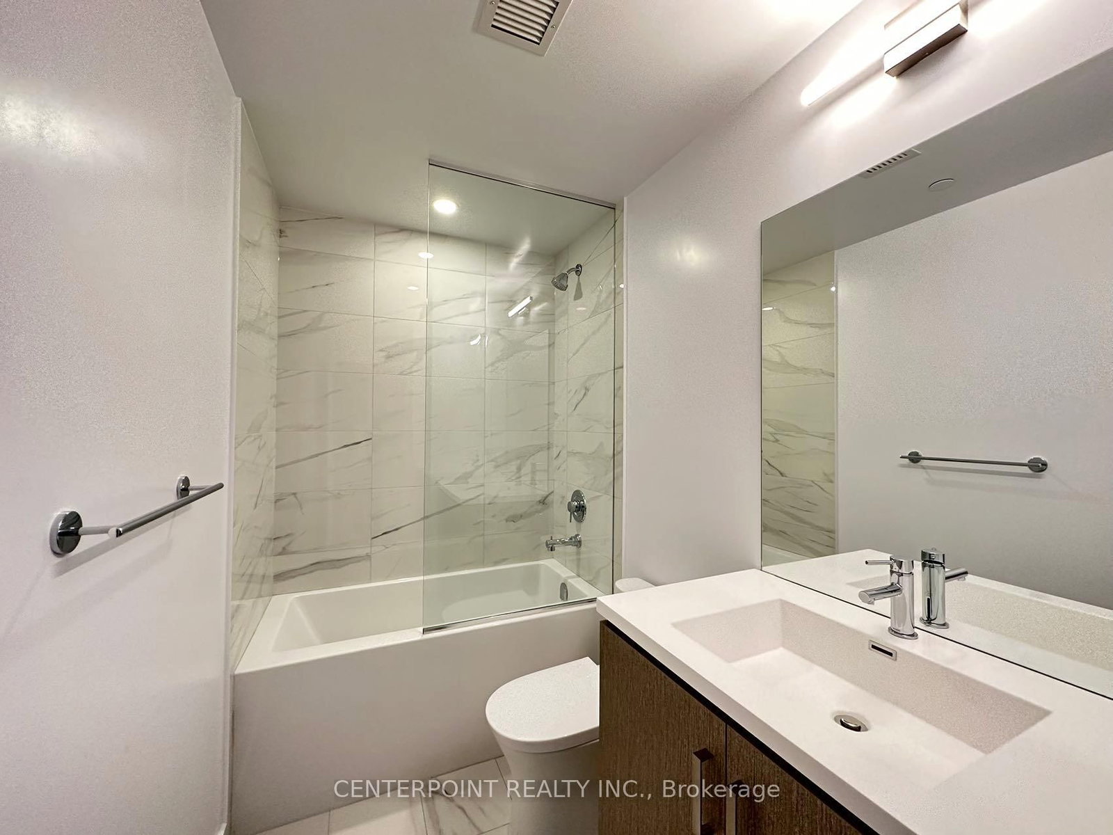 60 Honeycrisp Crescent, Unit 1001 - Photo 3