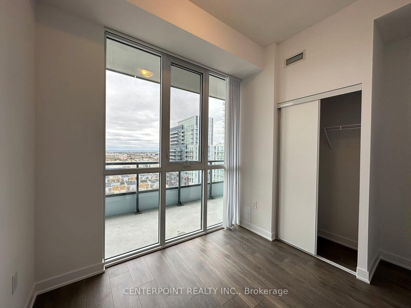 60 Honeycrisp Crescent, Unit 1001 - Photo 7