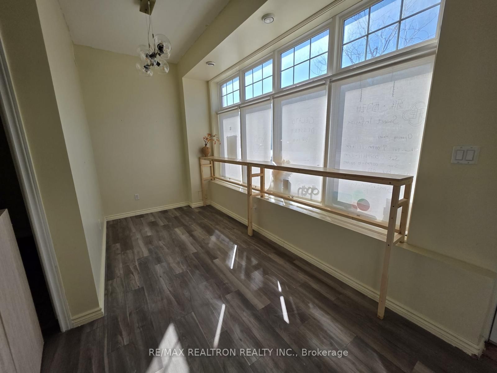 48 Cathedral High Street, Unit Main Floor - Photo 10