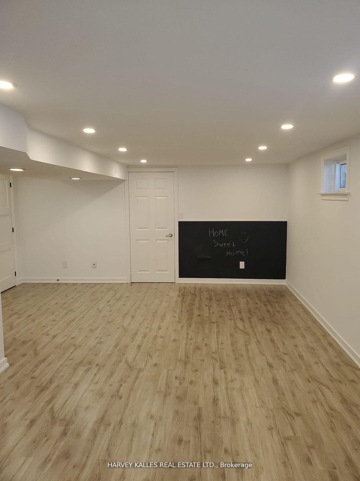 347 Ella Court, Unit Lower - Photo 5