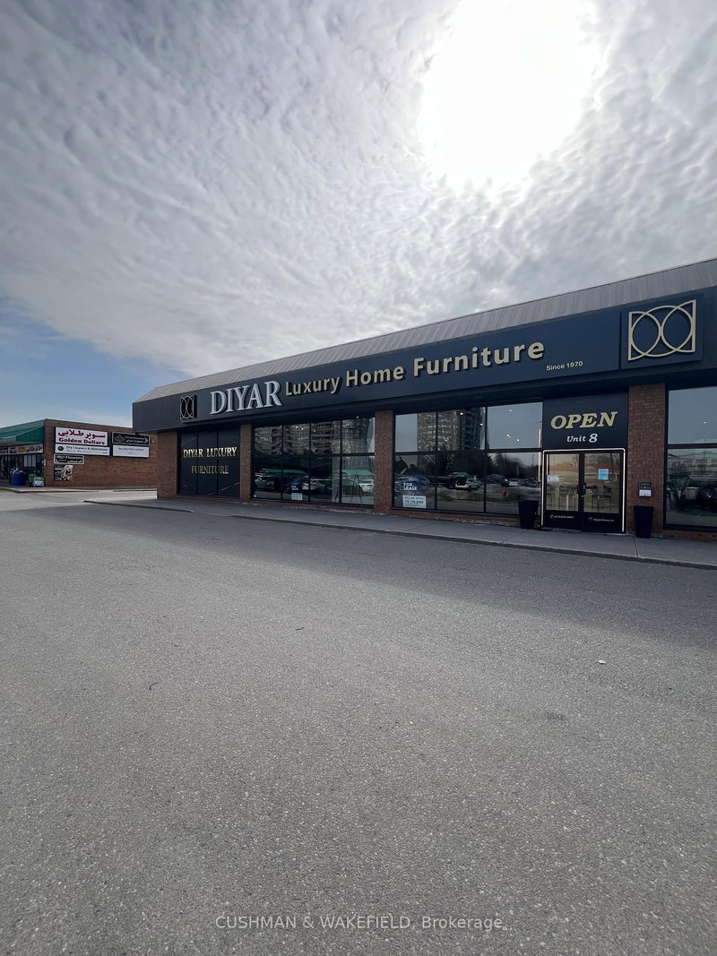 8 - 9625 Yonge St, Richmond Hill, L4C 5T2 | Image 2