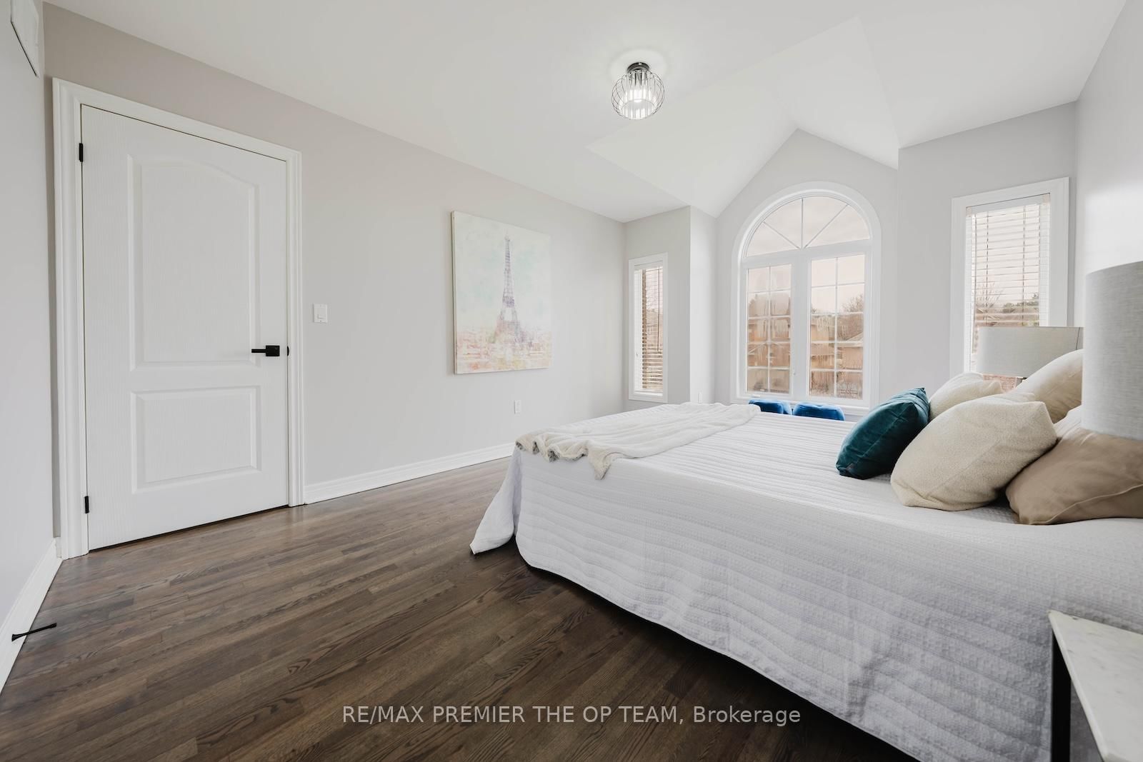 Detached House for sale at 16 St Michele Place, Vaughan, Ontario, L4H 1H3 - Islington Woods - MLS: N12979408